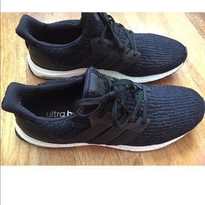 Adiadas ultra boost running shoes